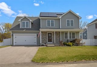 116 Theresa Marie Avenue, Woonsocket, RI 02895