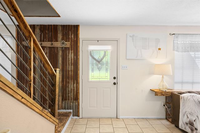 2098 Cedar Creek Road, Hearne, TX 77859