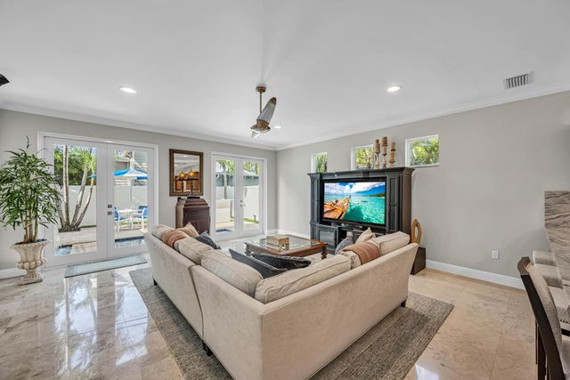 1419 NE 4th Place, Fort Lauderdale, FL 33301