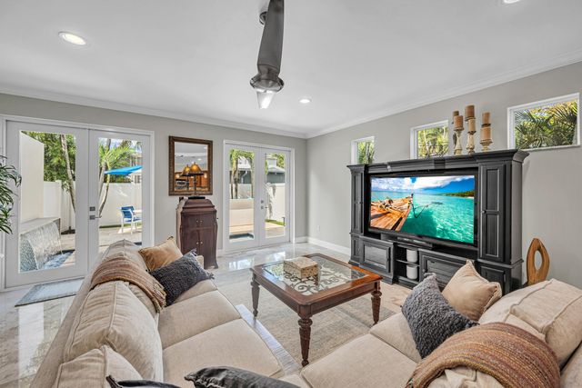 1419 NE 4th Place, Fort Lauderdale, FL 33301