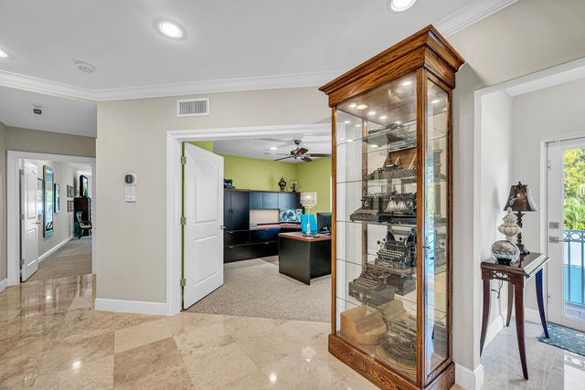 1419 NE 4th Place, Fort Lauderdale, FL 33301