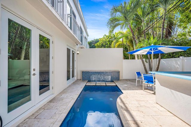 1419 NE 4th Place, Fort Lauderdale, FL 33301