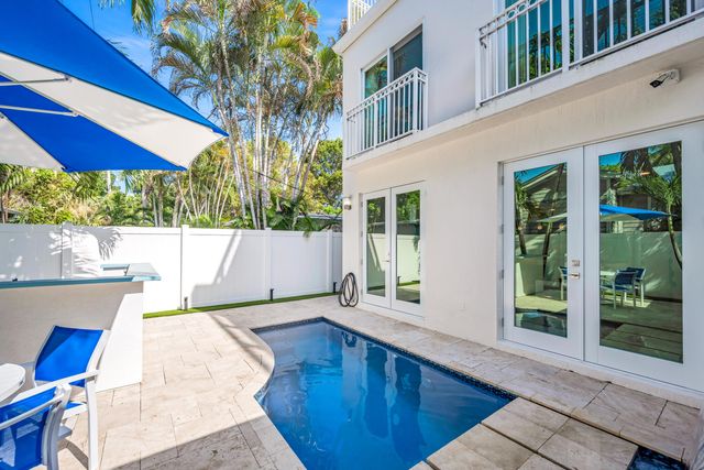 1419 NE 4th Place, Fort Lauderdale, FL 33301