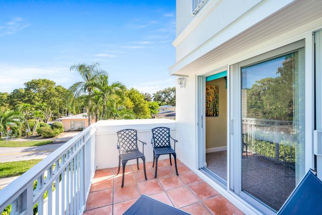 1419 NE 4th Place, Fort Lauderdale, FL 33301
