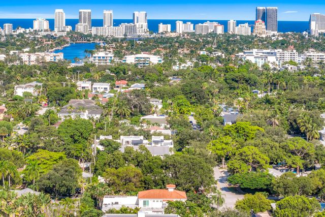 1419 NE 4th Place, Fort Lauderdale, FL 33301