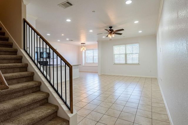 2880 Donnell DR 2702, Round Rock, TX 78664