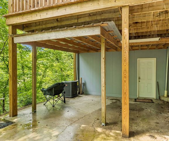 3031 Blue Buck Creek Rd, Duck River, TN 38454