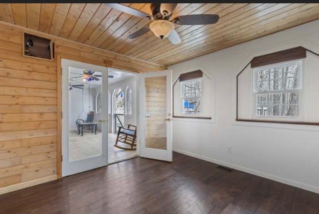 3031 Blue Buck Creek Rd, Duck River, TN 38454