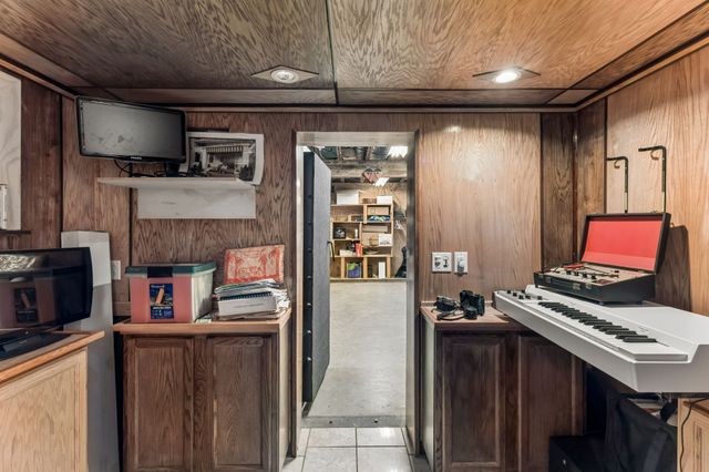 3031 Blue Buck Creek Rd, Duck River, TN 38454