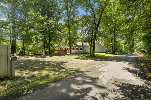 3031 Blue Buck Creek Rd, Duck River, TN 38454