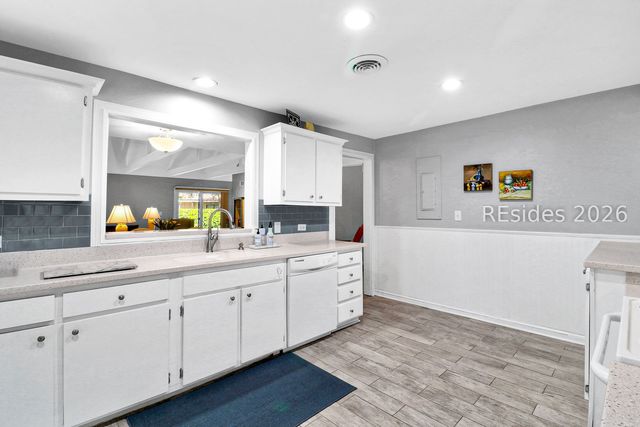 45 Queens Folly Rd Apt 654, Hilton Head Island, SC 29928