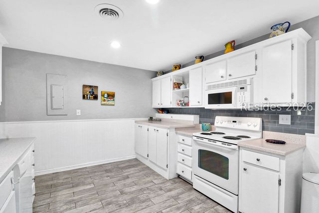 45 Queens Folly Rd Apt 654, Hilton Head Island, SC 29928