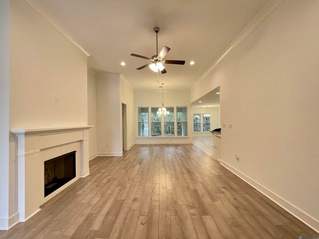 25279 Burlington Dr, Denham Springs, LA 70726