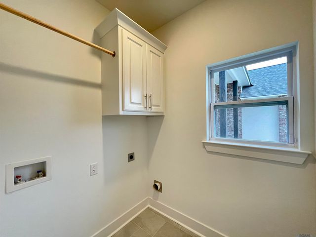 25279 Burlington Dr, Denham Springs, LA 70726