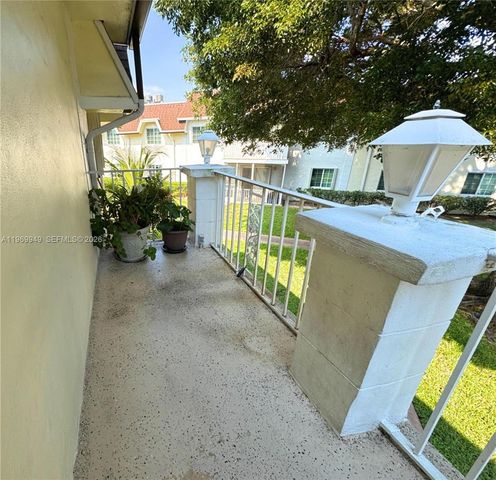704 SE 2nd Ave 448, Deerfield Beach, FL 33441