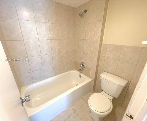 704 SE 2nd Ave 448, Deerfield Beach, FL 33441