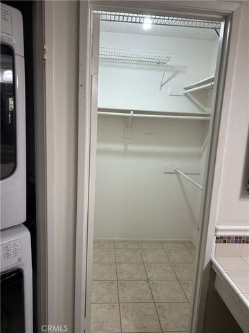 25761 Le Parc 5, Lake Forest, CA 92630