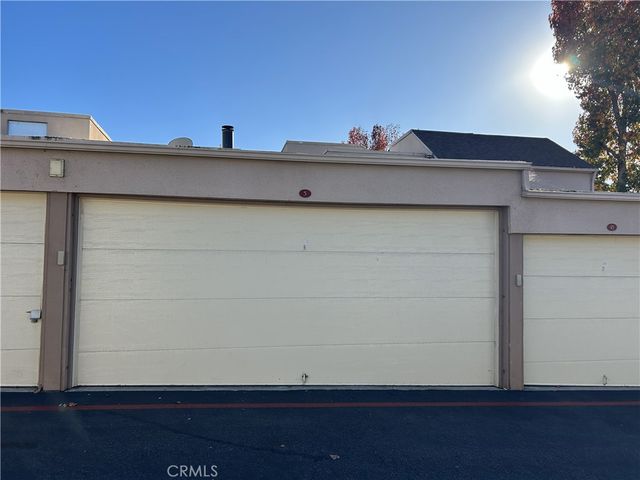 25761 Le Parc 5, Lake Forest, CA 92630