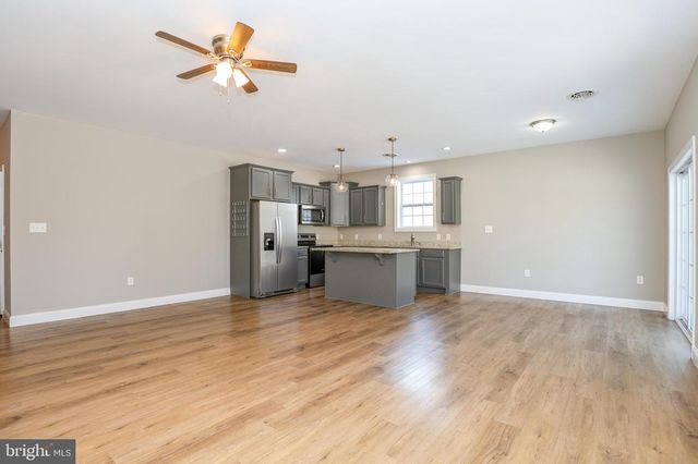 912 CAVALRY ST, Carlisle, PA 17013