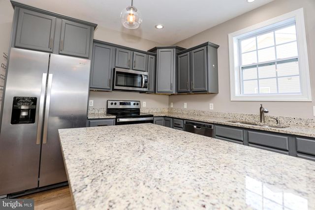 912 CAVALRY ST, Carlisle, PA 17013