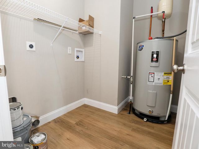 912 CAVALRY ST, Carlisle, PA 17013