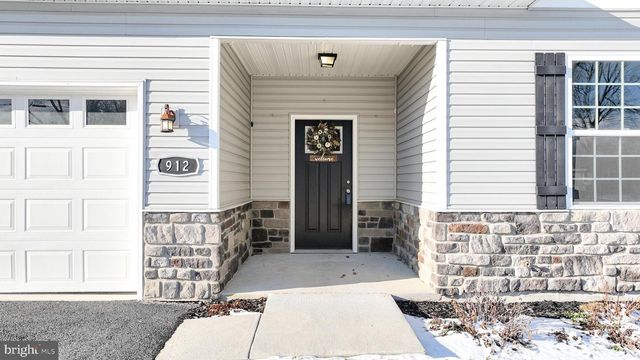 912 CAVALRY ST, Carlisle, PA 17013