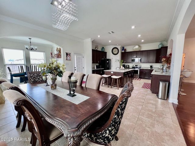 1935 Hebert's Pass, Lake Charles, LA 70607