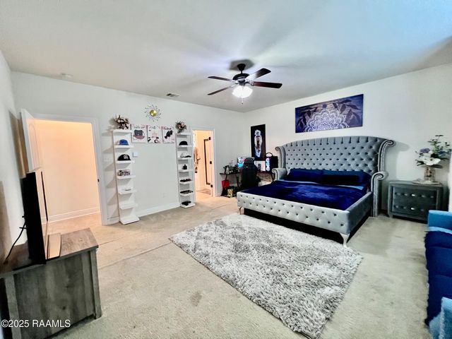 1935 Hebert's Pass, Lake Charles, LA 70607