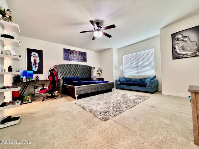 1935 Hebert's Pass, Lake Charles, LA 70607