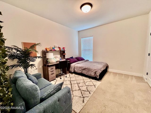 1935 Hebert's Pass, Lake Charles, LA 70607