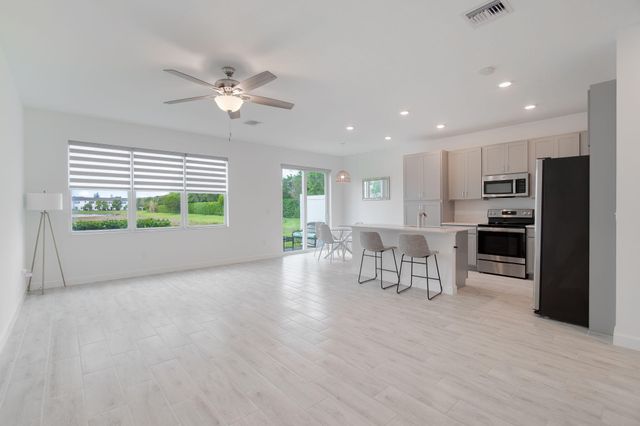 5002 Navali Drive, Lake Worth, FL 33467