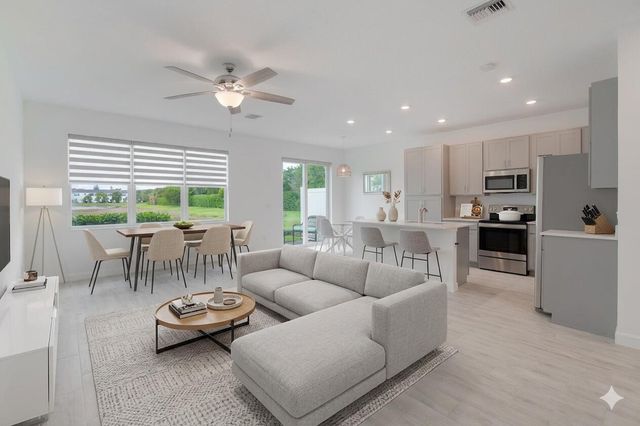 5002 Navali Drive, Lake Worth, FL 33467