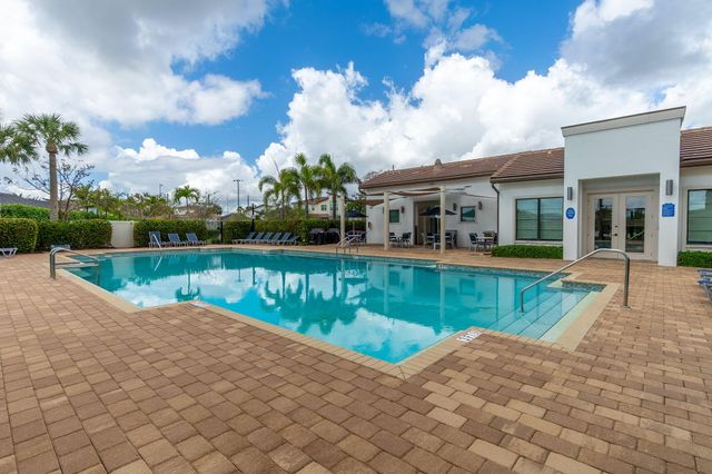 5002 Navali Drive, Lake Worth, FL 33467