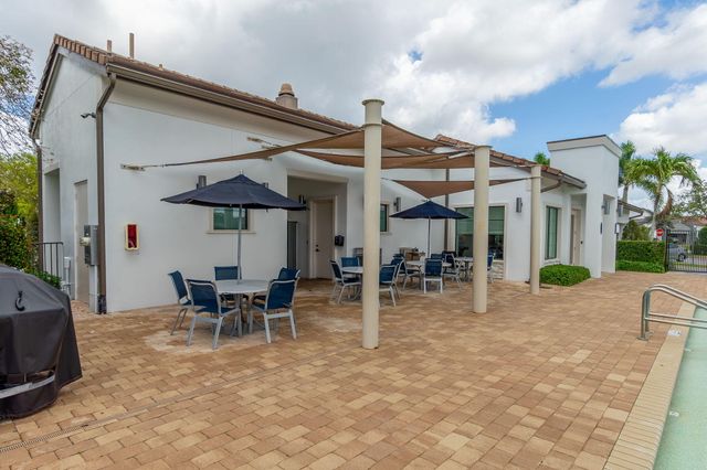 5002 Navali Drive, Lake Worth, FL 33467