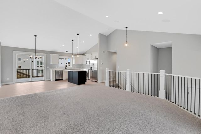 2617 213th Street W, Farmington, MN 55024