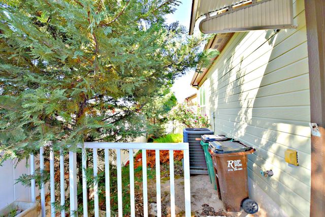 1900 Little Elm TRL 9, Cedar Park, TX 78613