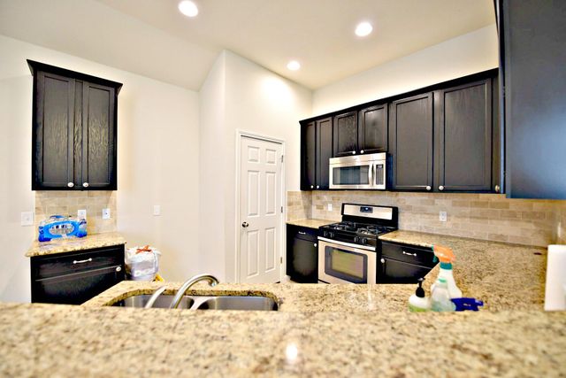 1900 Little Elm TRL 9, Cedar Park, TX 78613