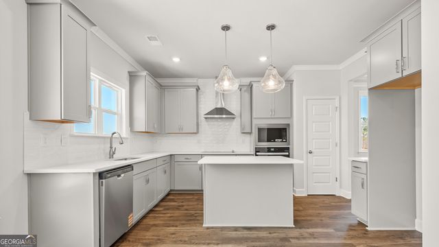 13229 Tolstoy Drive SE, Covington, GA 30014