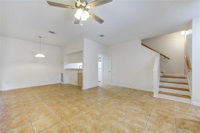 1920 Augusta Drive 5, Houston, TX 77057