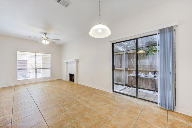 1920 Augusta Drive 5, Houston, TX 77057