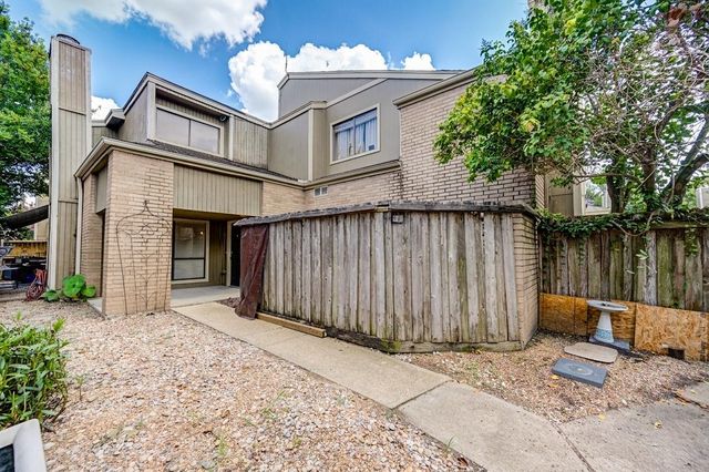 1920 Augusta Drive 5, Houston, TX 77057
