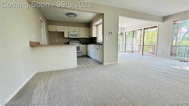 597 Winwood Circle, Walled Lake, MI 48390
