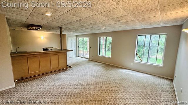 597 Winwood Circle, Walled Lake, MI 48390