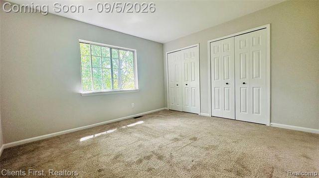 597 Winwood Circle, Walled Lake, MI 48390