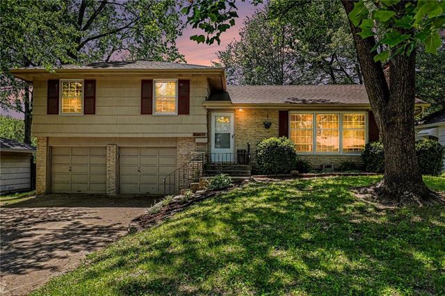 10409 E 79th Terrace, Raytown, MO 64138