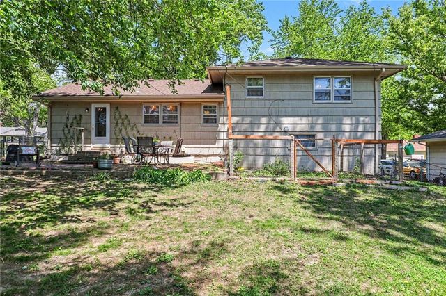 10409 E 79th Terrace, Raytown, MO 64138