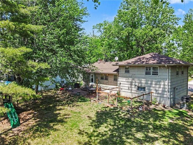 10409 E 79th Terrace, Raytown, MO 64138