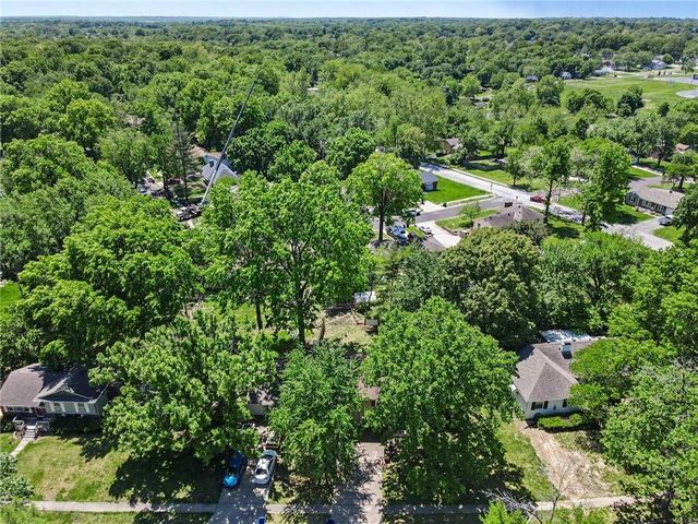 10409 E 79th Terrace, Raytown, MO 64138
