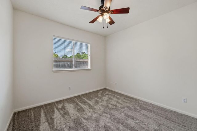 1914 Eastwood Lake Court, Kingwood, TX 77339