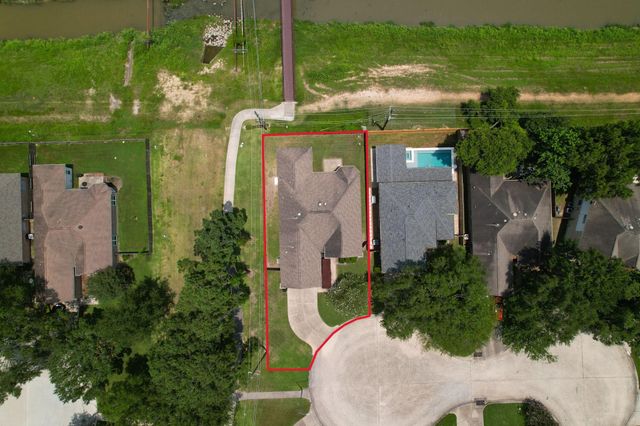 1914 Eastwood Lake Court, Kingwood, TX 77339